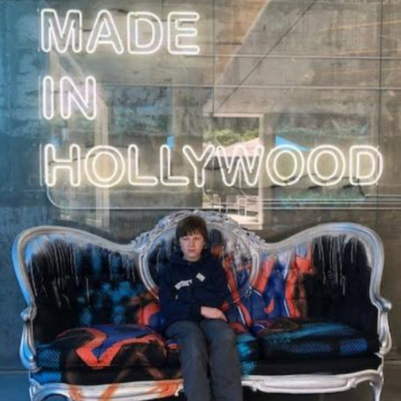 Meet your Posher, DAX - Picture 3 of 8